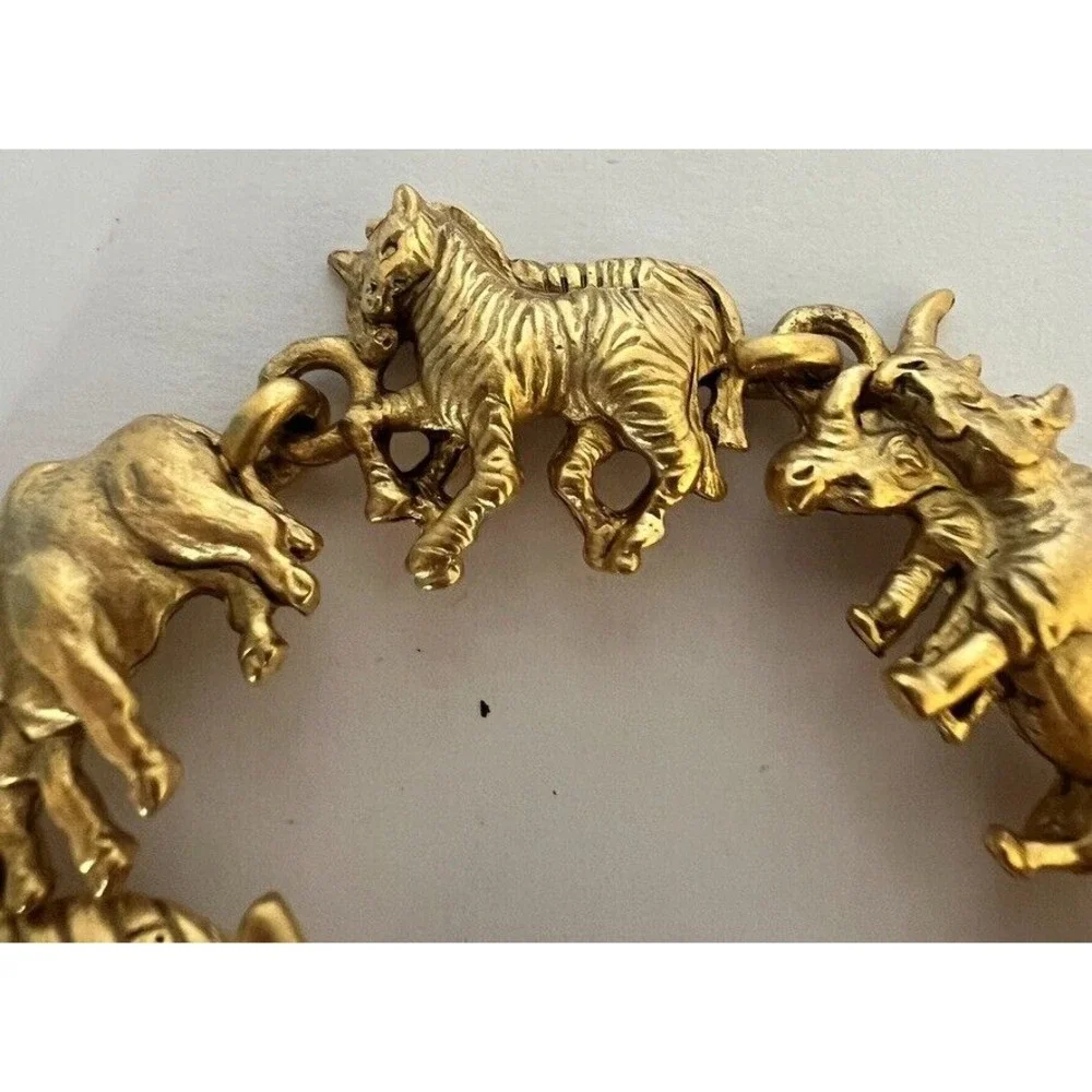 AJC Vintage Noah's Ark Bracelet Brushed Gold Animals Signed NOS 1980s Noahs 6.5